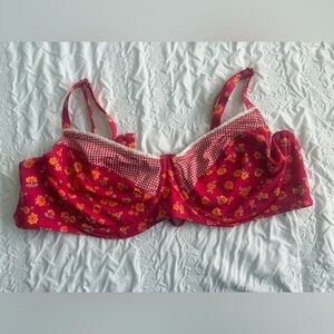 Frankie's Bikinis Red Floral Top